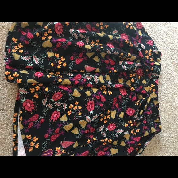 LuLaRoe Dresses & Skirts - XL Madison Lularoe Skirt Floral black